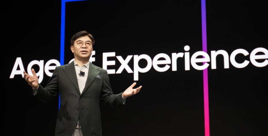 Samsung envisions even more personal consumer tech at CES 2020 -- including a cute, rolling robot