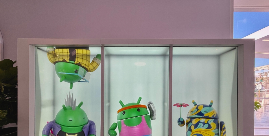Google VP: Here's How AI Will Slowly But Surely Take Over Your Smartphone