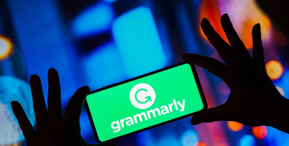 Grammarly Review: An AI Editing Gem With Flaws