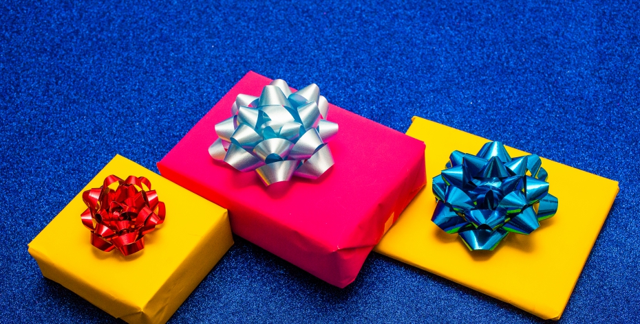 I Used AI to Choose Holiday Gifts for My Family. Here's What It Picked
