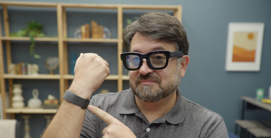 I Wore Meta's Orion AR Glasses: A Wireless Taste of a Neural Future