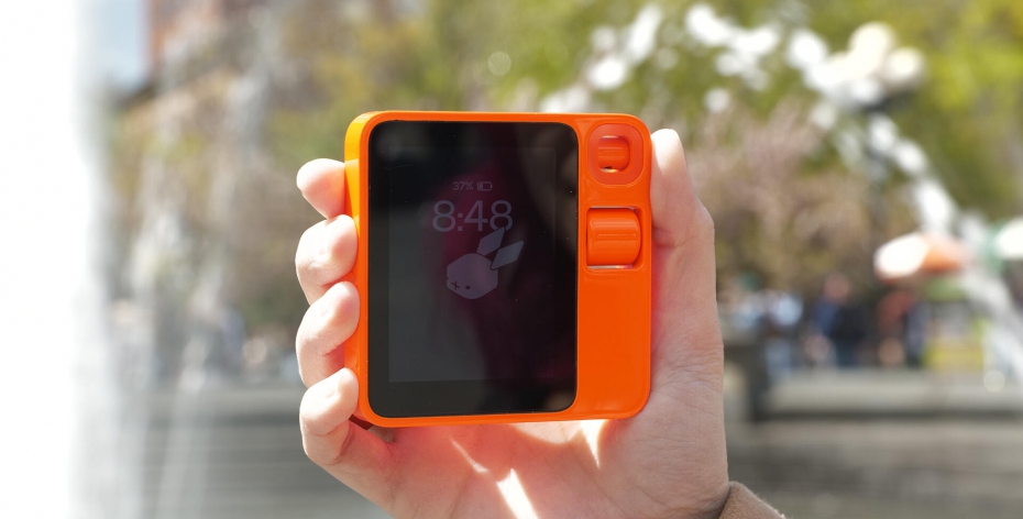 Rabbit R1 Explained: What This Tiny AI Gadget Actually Does