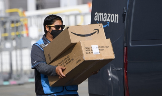 Amazon plans to install AI-powered cameras in delivery vehicles