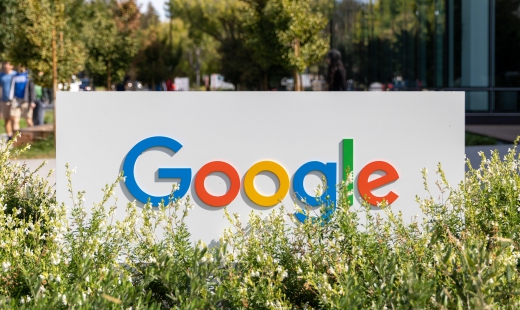 Google Suspends Engineer Who Rang Alarms About a Company AI Achieving Sentience