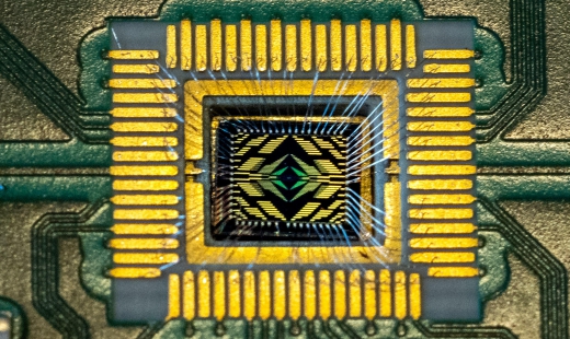 Intel Plans a Quantum Computing Approach to Leapfrog Rivals