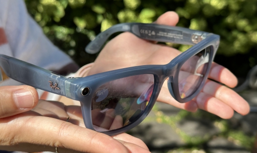 Meta's Ray-Ban Glasses Added AI That Can See What You're Seeing