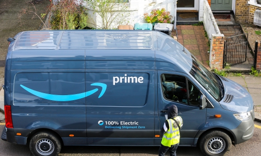 Senators question Amazon on use of cameras to monitor delivery drivers